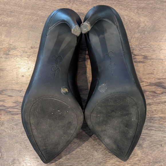 Jessica Simpson Haneh Pumps, black, size 7 - Picture 5 of 7